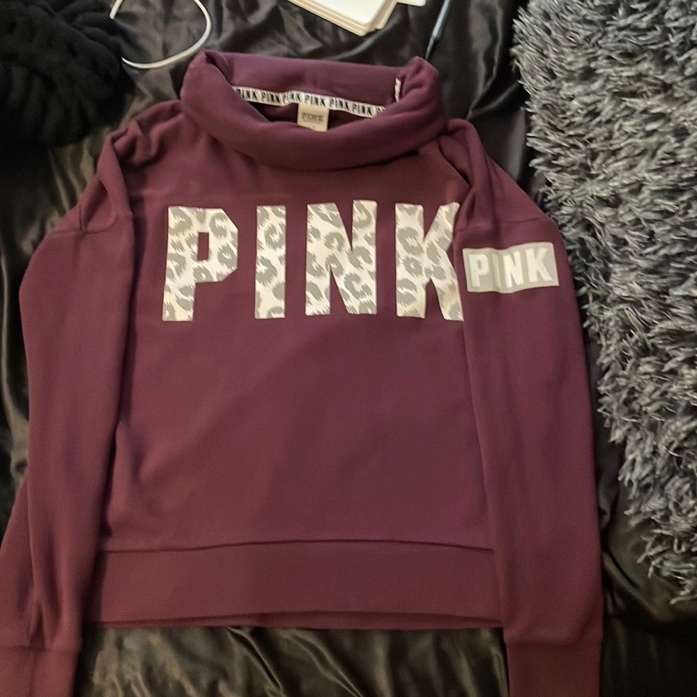 Long Sleeve Turtle Neck, Size: S, Maroon Color